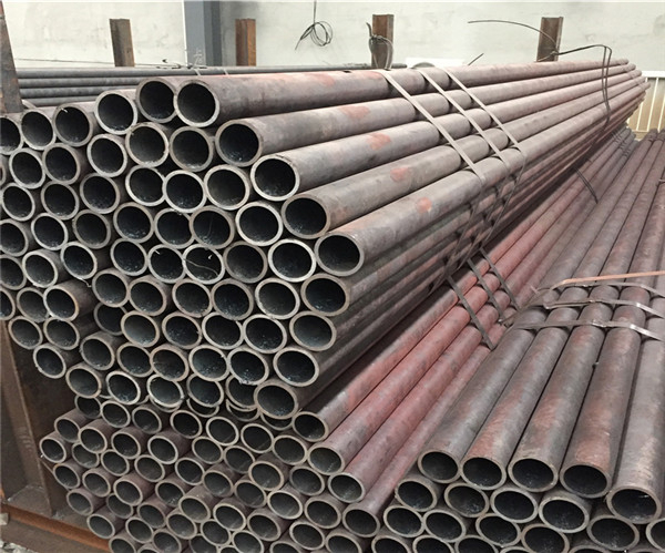What is the main inspection method of seamless steel pipe
